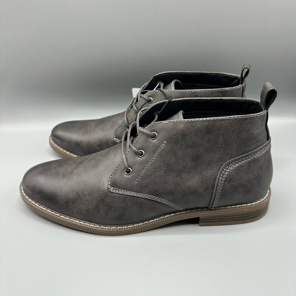 St. John's Bay Mens Acton Flat Heel Faux Leather Chukka Boots